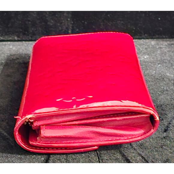 Louis Vuitton Vernis Red Portefeuille Sarah Wallet - Picture 4 of 13